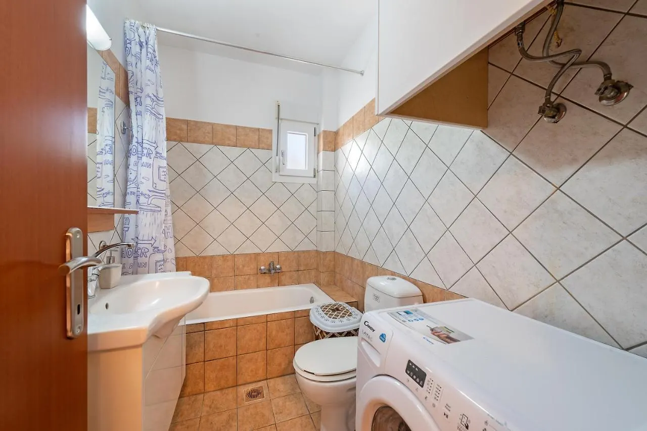 Lagadi Apartment 8 Lassi